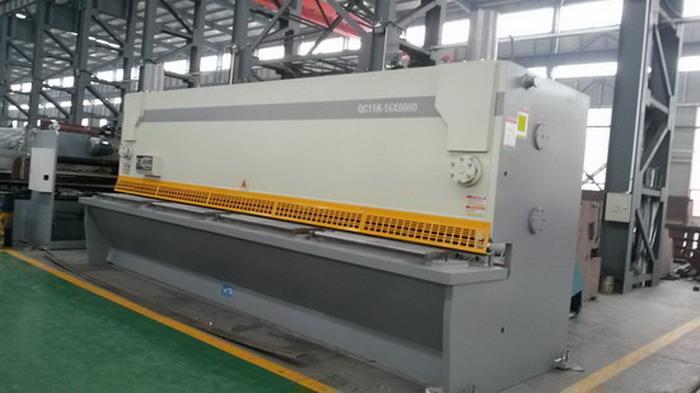 QC11K CNC gilotiny střihu 16 × 6100