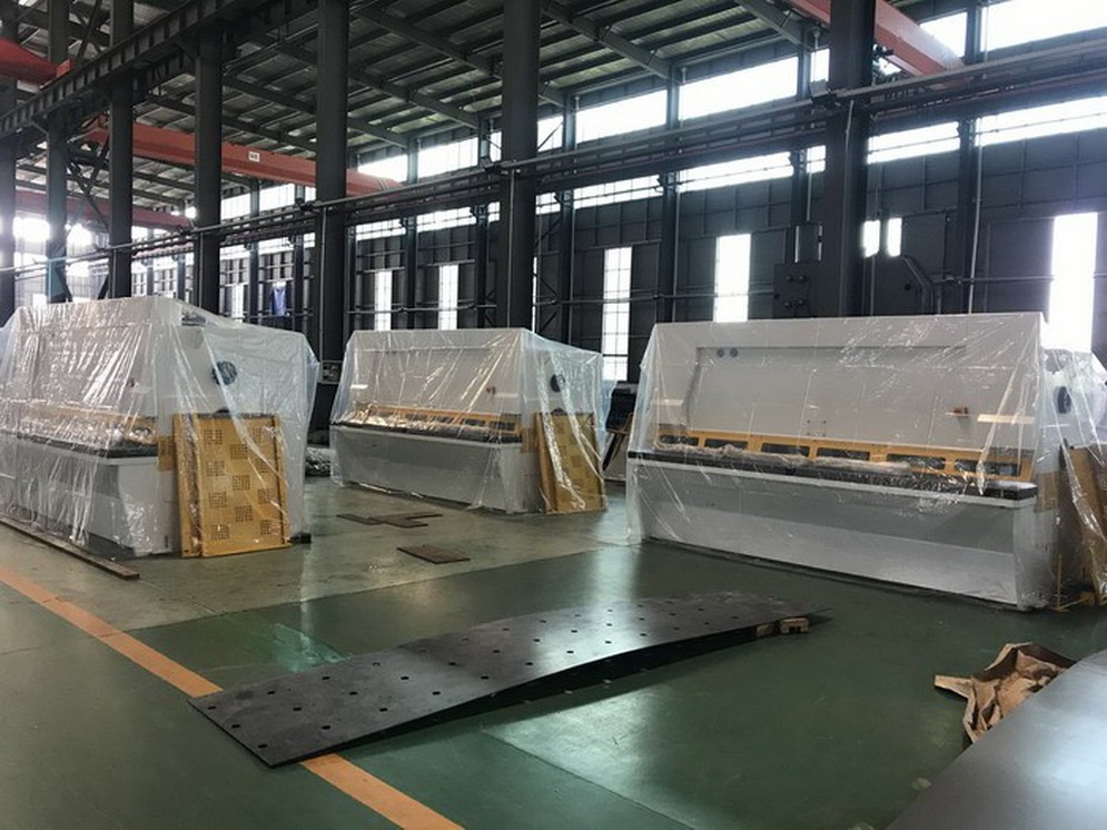 AHYW Yawei 3m 4m cnc guillotine shear cutting machine made in china factory AHYW Yawei 3m 4m cnc guillotine shear cutting machine made in china factory
